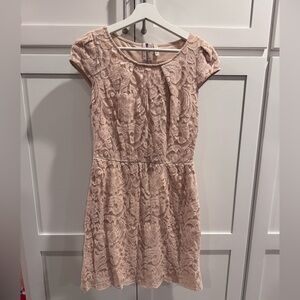 HELLO MISS super cute lace style dress. Excellent condition! Size Large